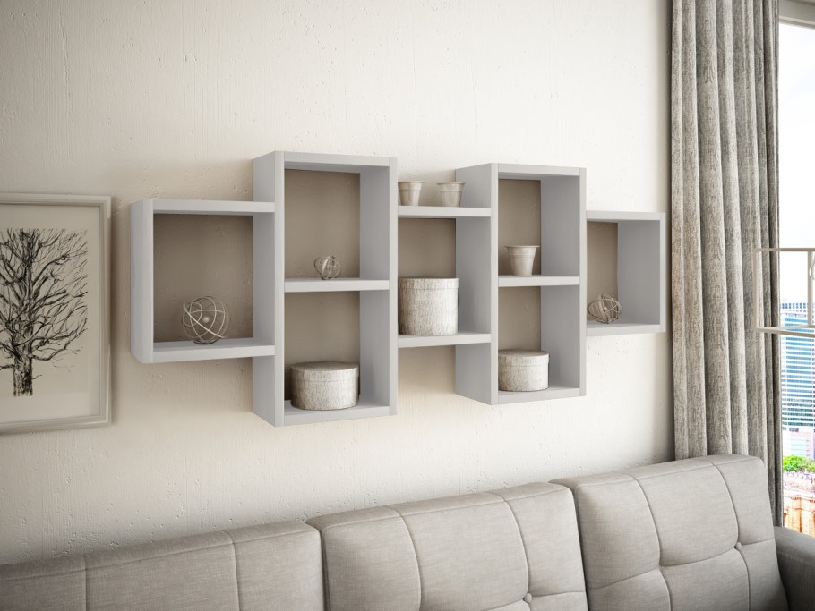 Оригинальные полочки на стену в гостиную