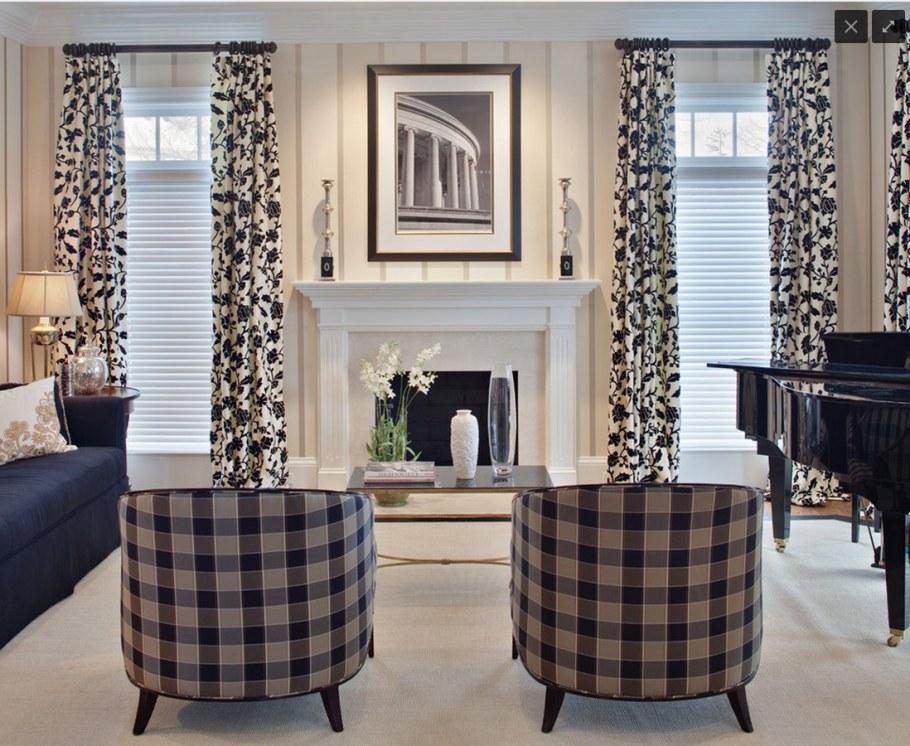 Полосатые шторы в интерьере