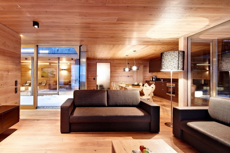 Отделка потолка ламинатом