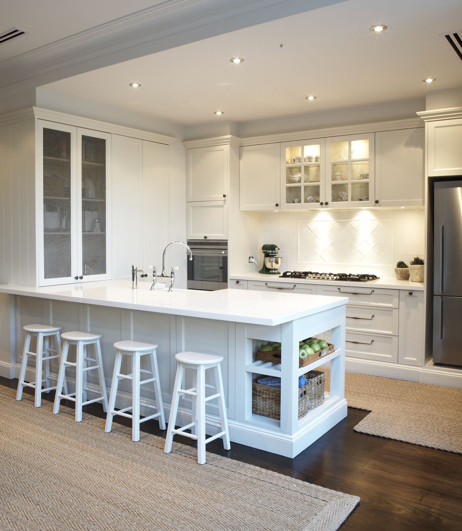 Кухня с островом