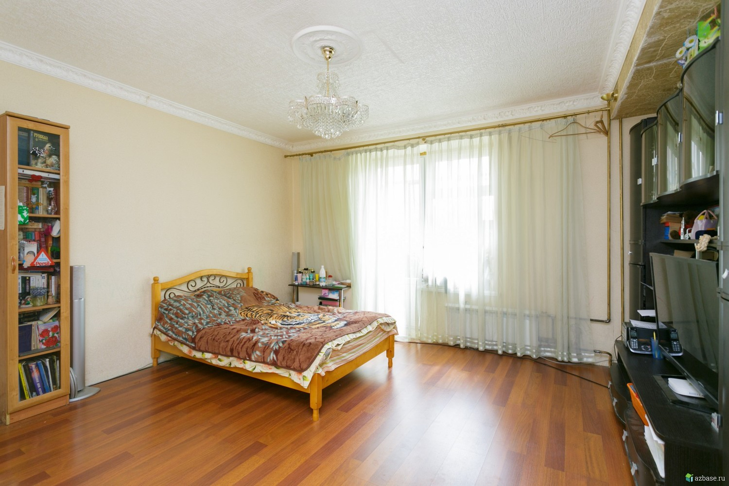 Трехкомнатная квартира в москве купить вторичный. ЦИАН квартиры. Спальня вторичка. Квартиры на вторичке. Однушка вторичка.
