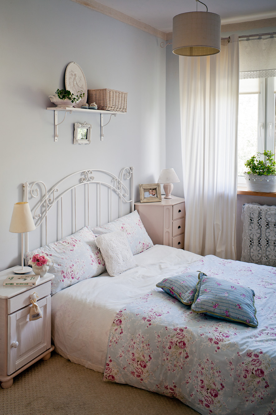 Маленькая спальня шебби Шик