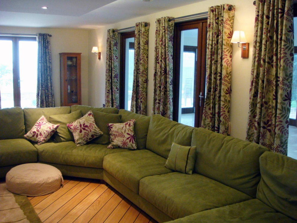 Шторы для углового дивана