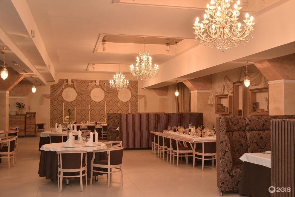 Питерские Дворики летом