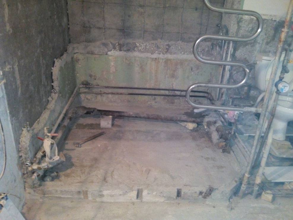 Демонтаж сантехкабины из ацеида