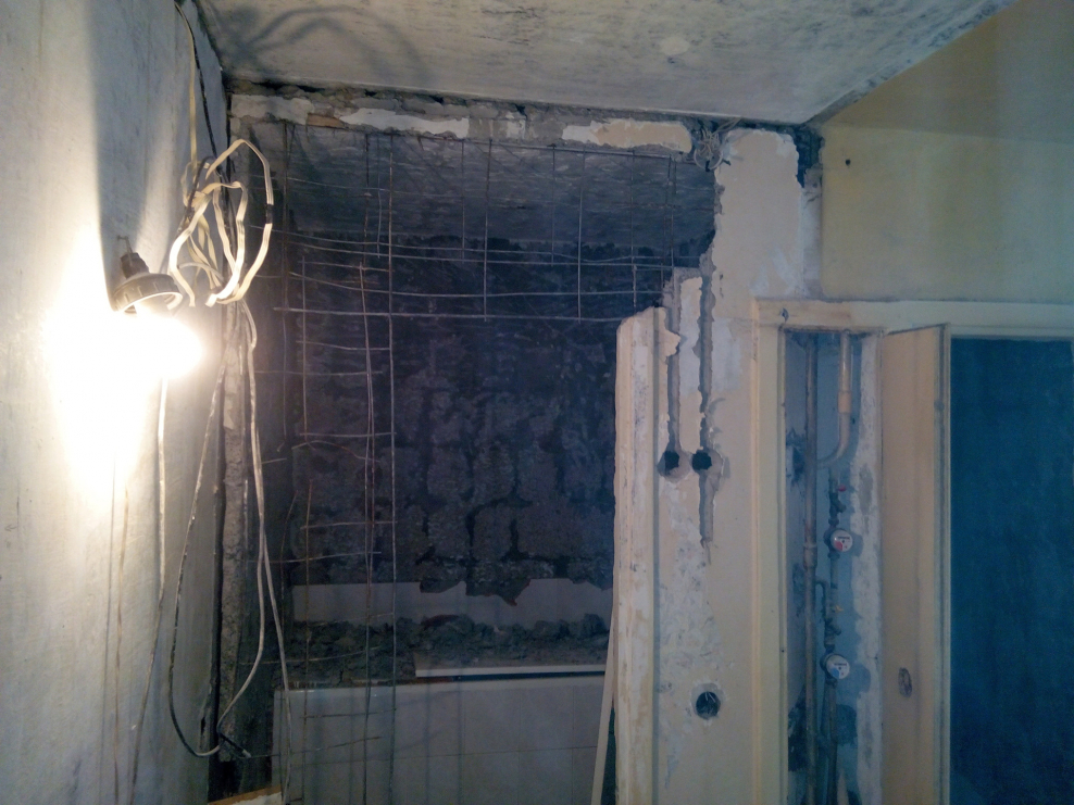 Демонтаж сантехкабины II-49