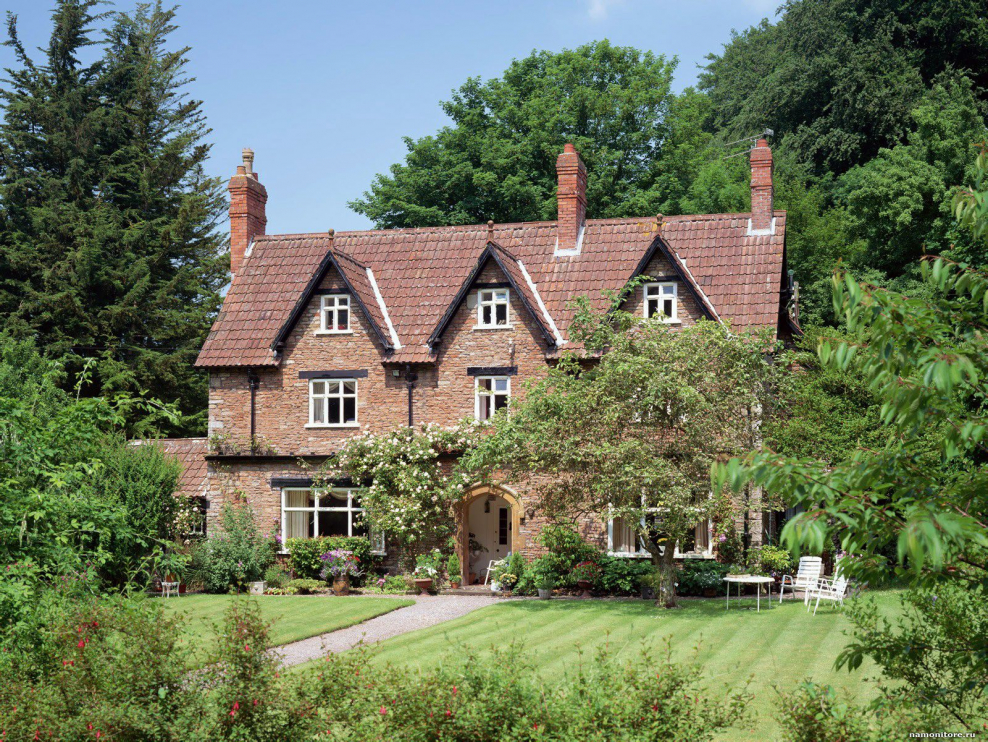 Двухэтажный английский дом