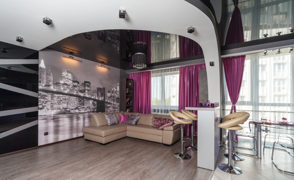 Натяжные потолки в студии