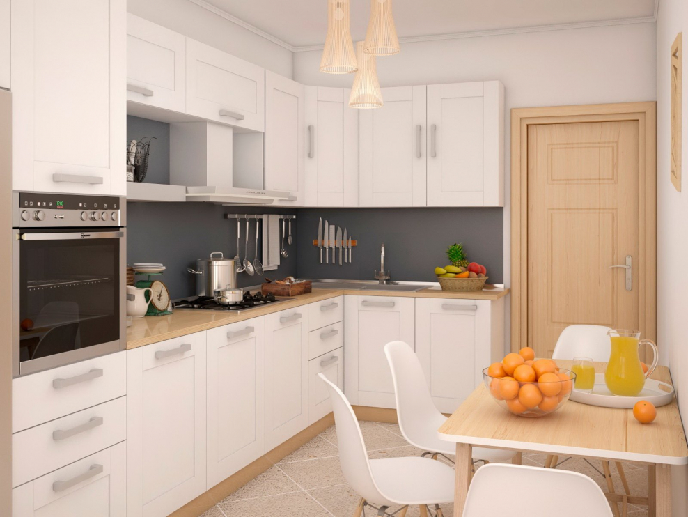 Большая кухня в светлых тонах