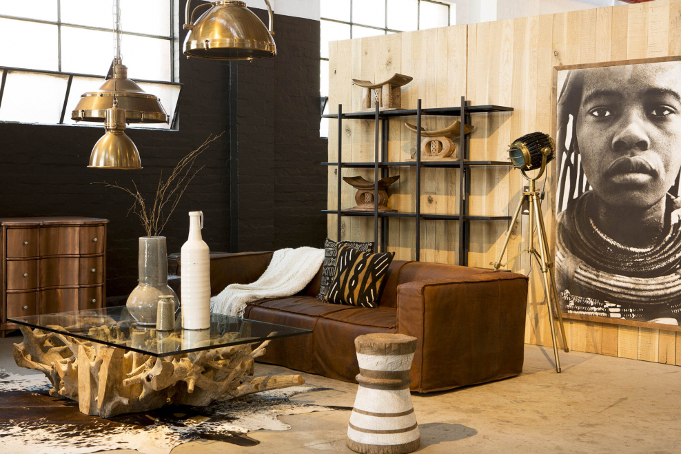 Обклеить стол пленкой