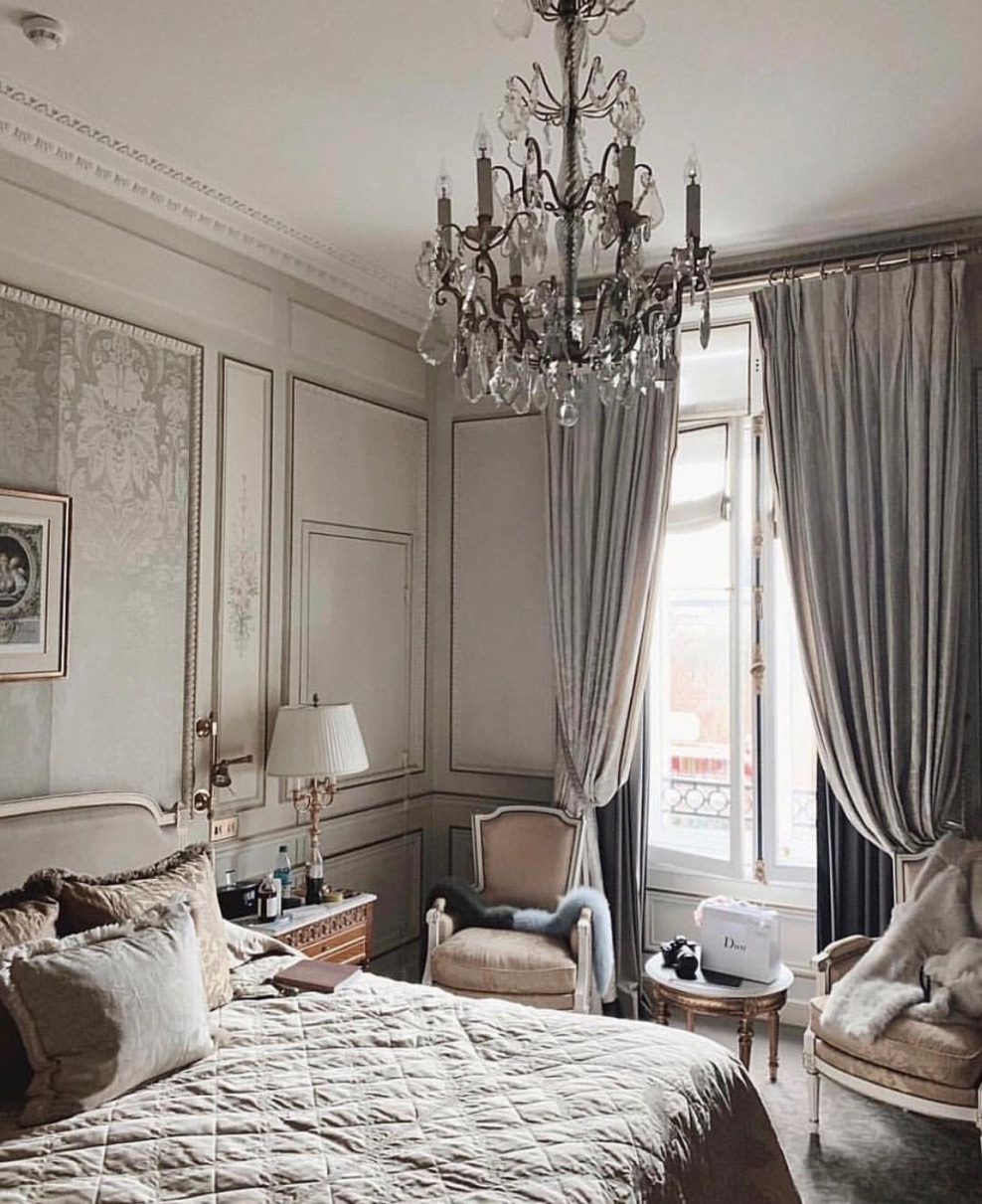 Парижскиль стиль спальни