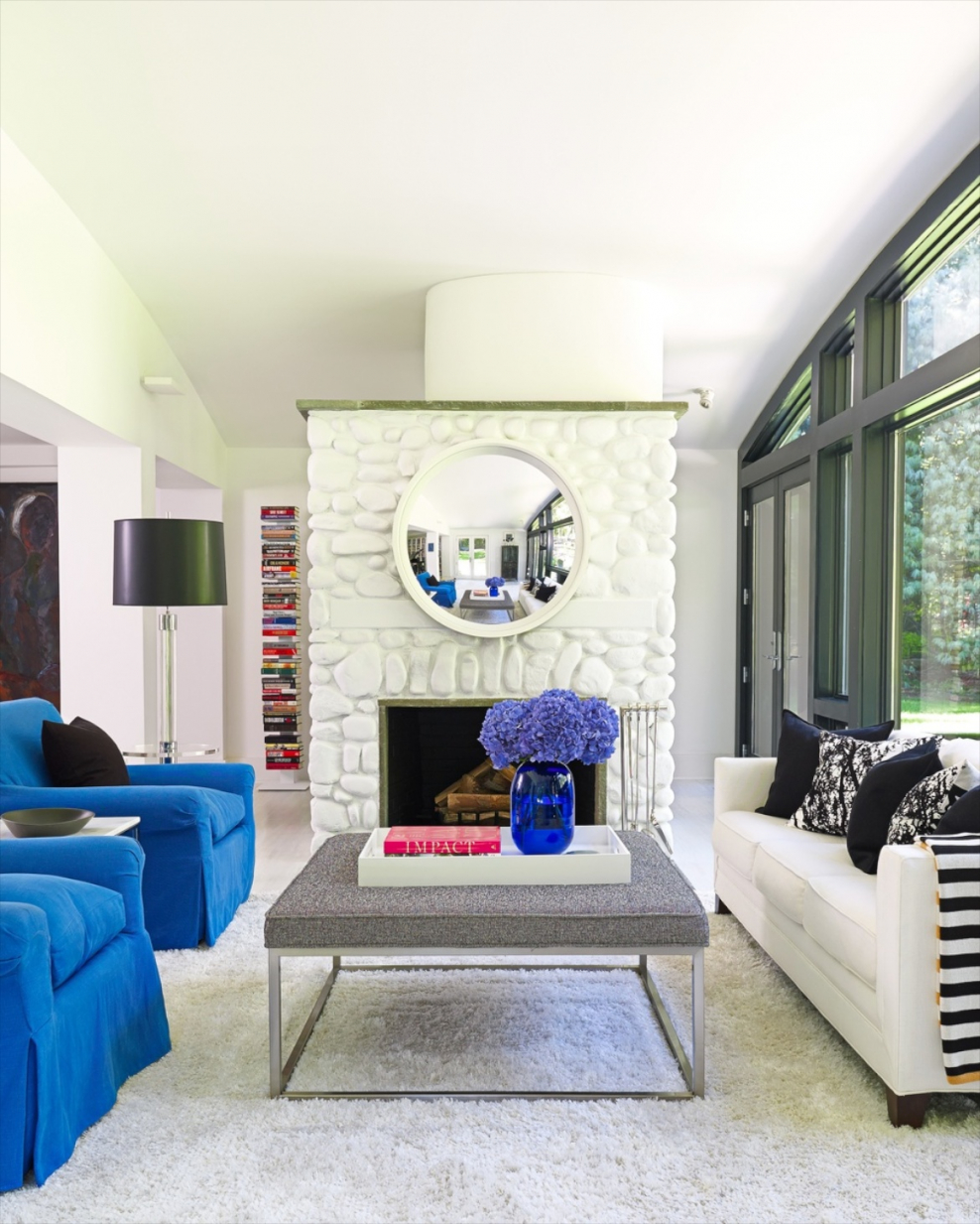 Сплит в гостиной декорировать