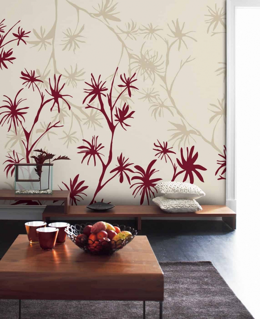 Декор стен обоями