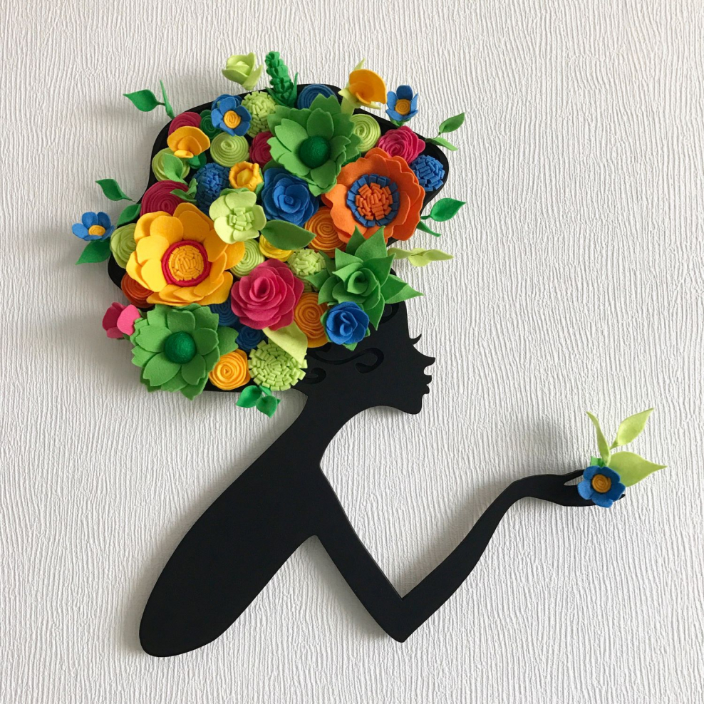 Панно из фетровых цветов