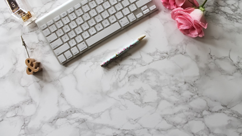 Цветы на мраморе