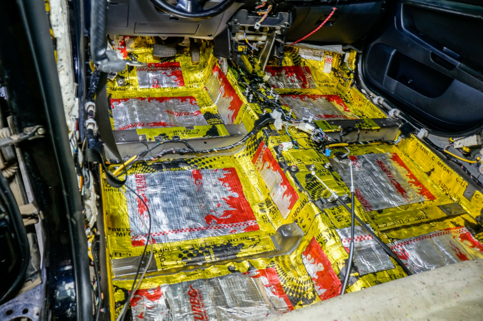 Шумоизоляция под автозвук весь кузов