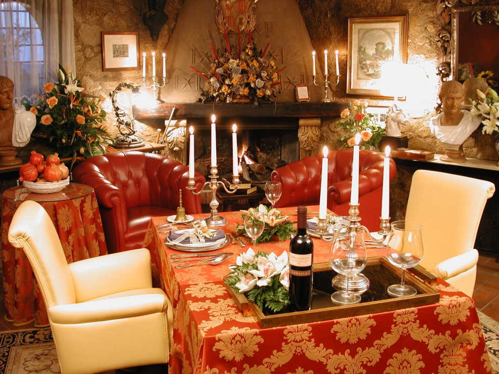 Праздничный стол на двоих