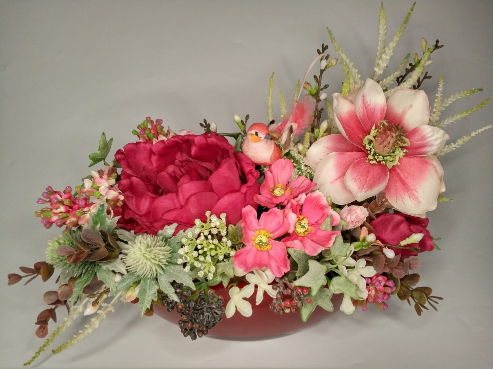 Интерьерные композиции из искусственных цветов