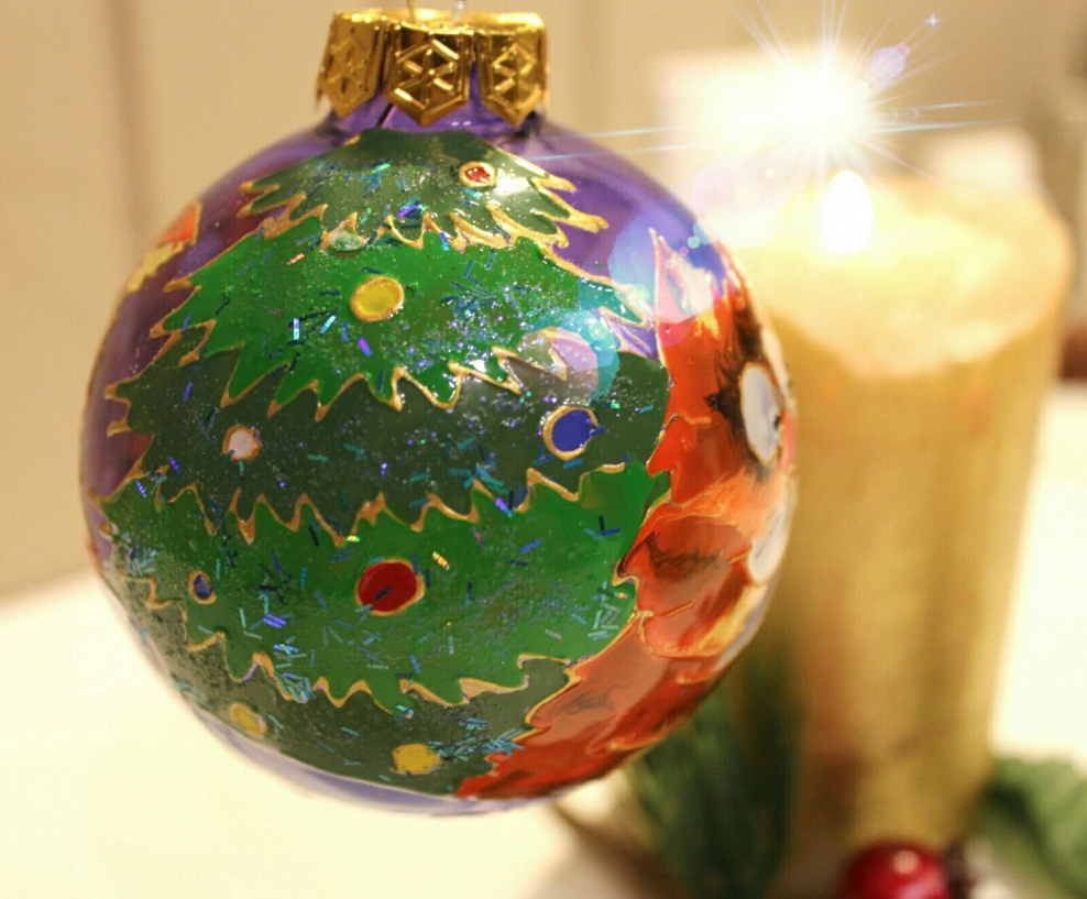 Новоголние украшение в вазе