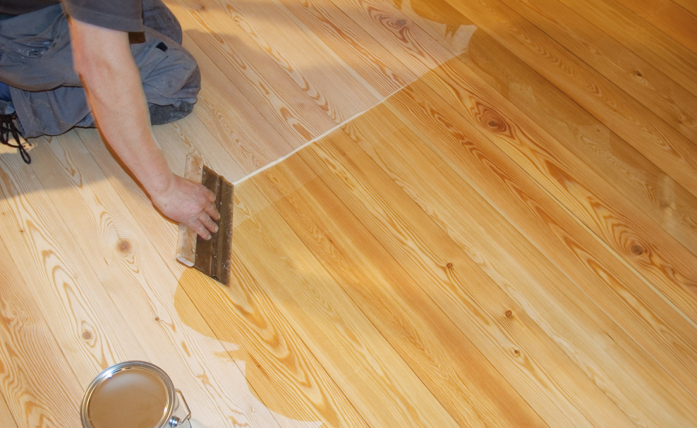 Промежуточная шлифовка лакового покрытия