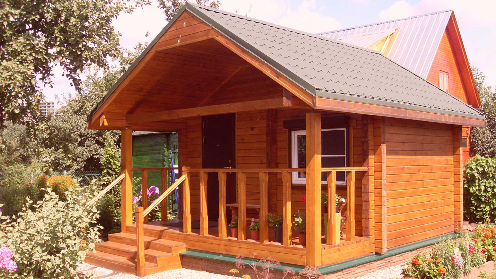 Дачный домик из бруса