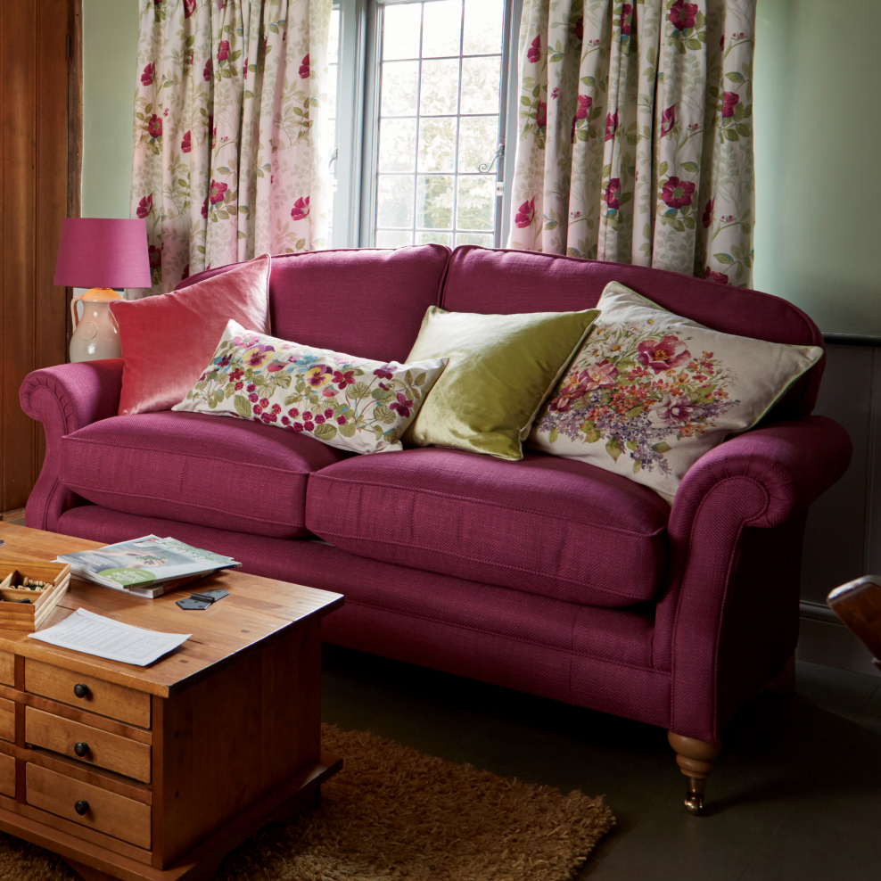 Бордовые стены в интерьере