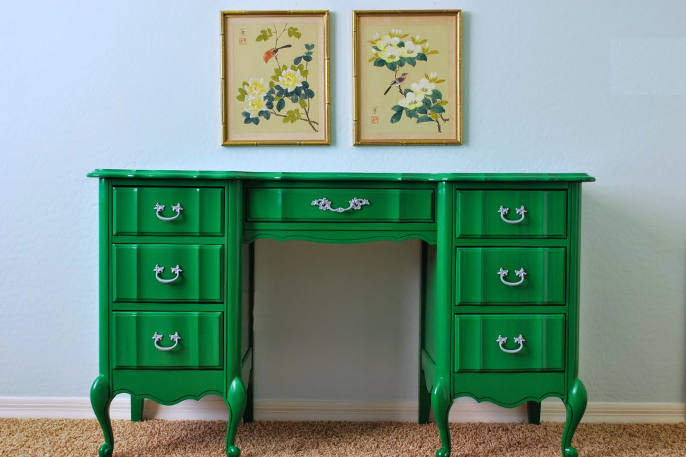 Перекрасить детскую мебель