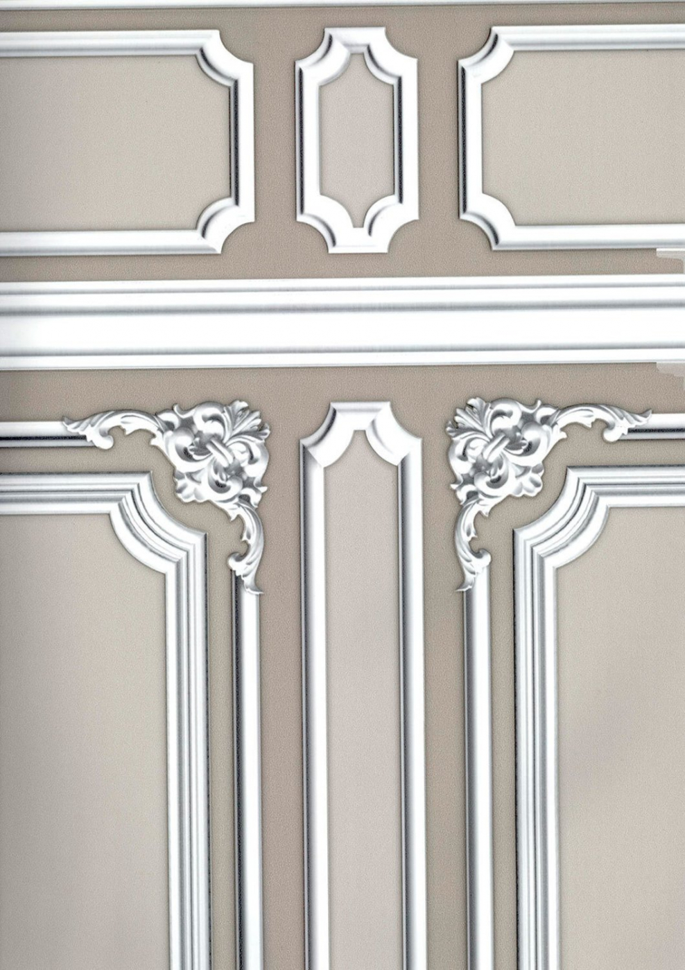 Молдинги на стенах