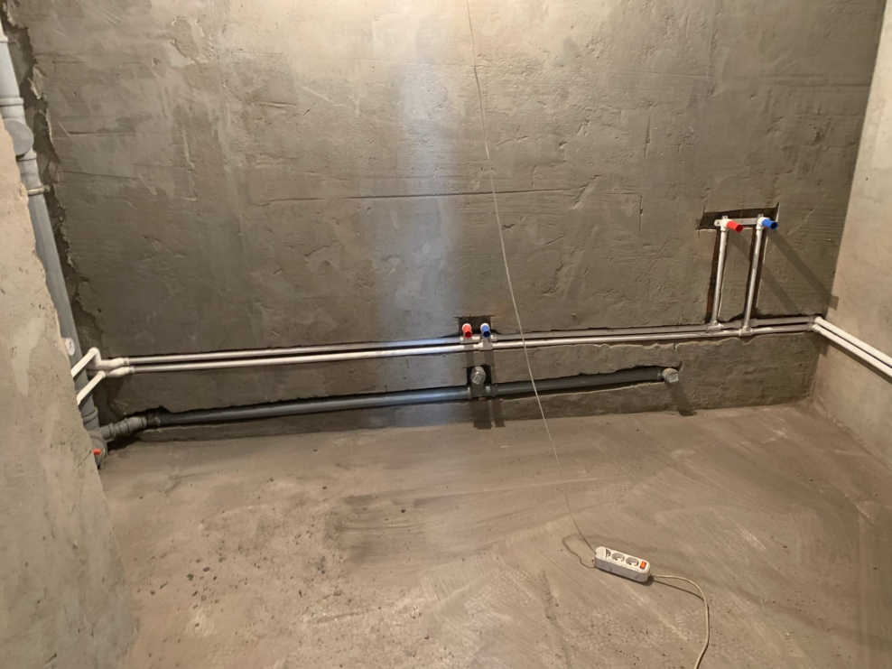 Прокладка труб в квартире