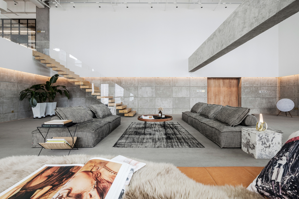 Небольшой дом у моря интерьер