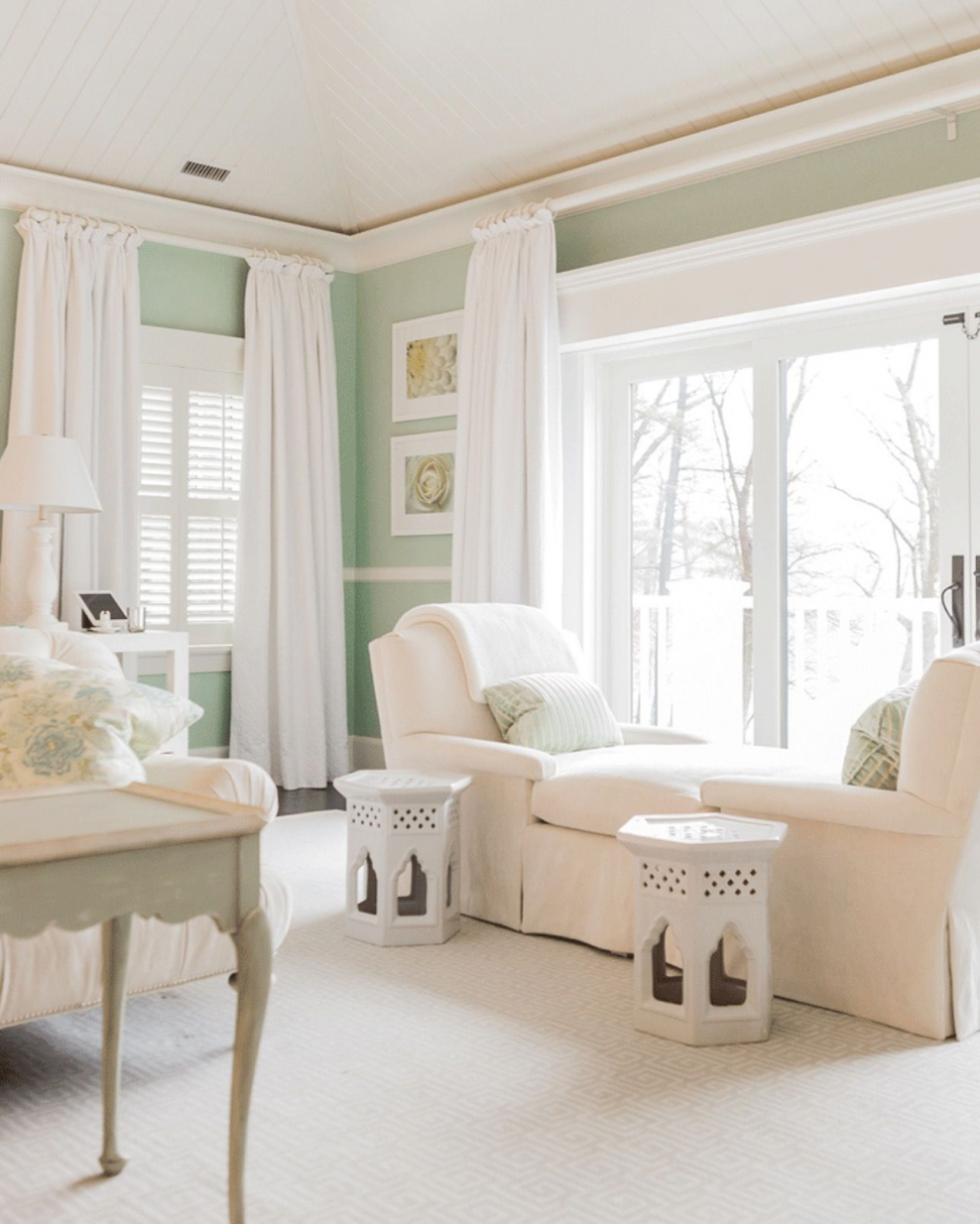 Пастельный зеленый цвет в интерьере