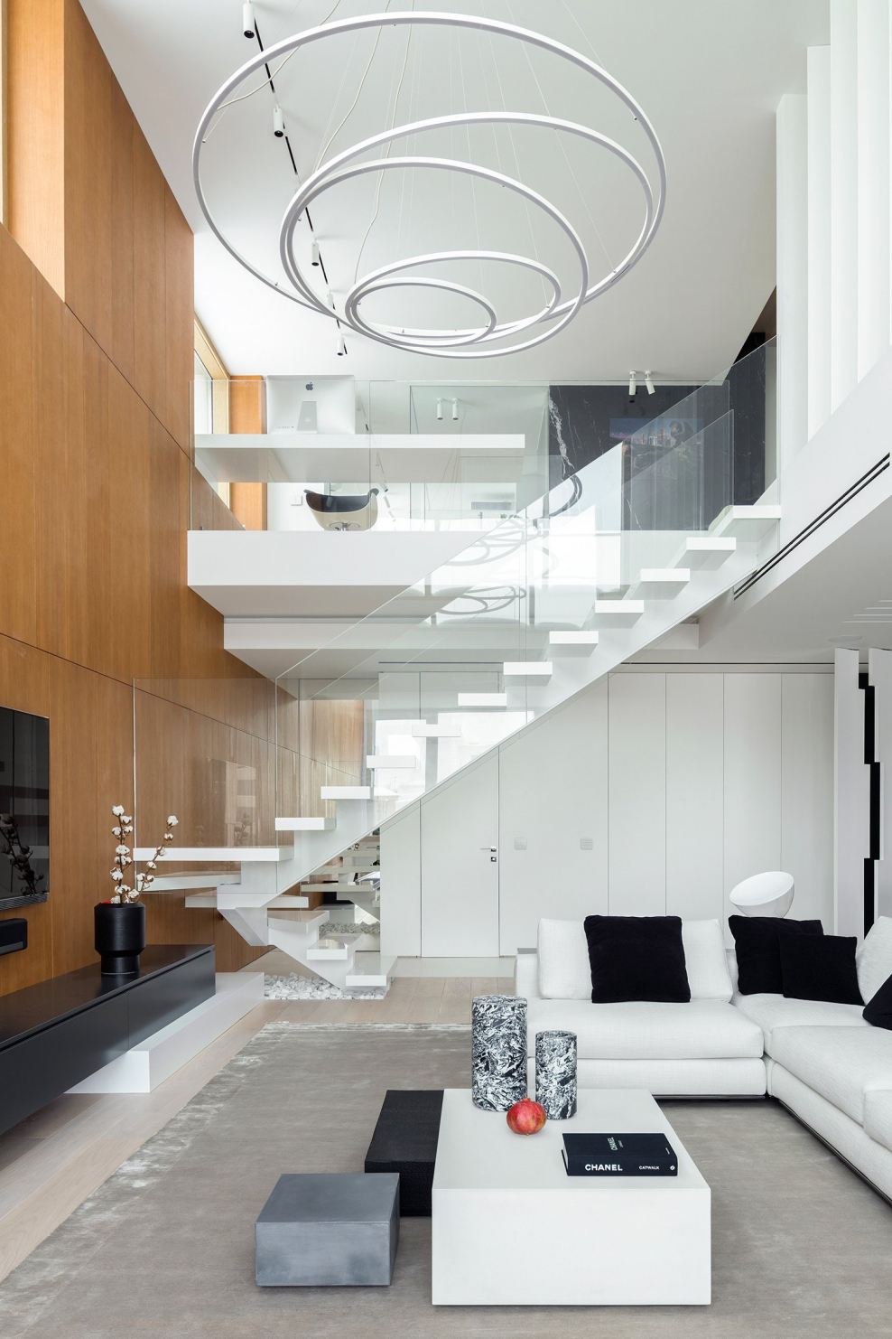 Шикарная двухуровневая квартира