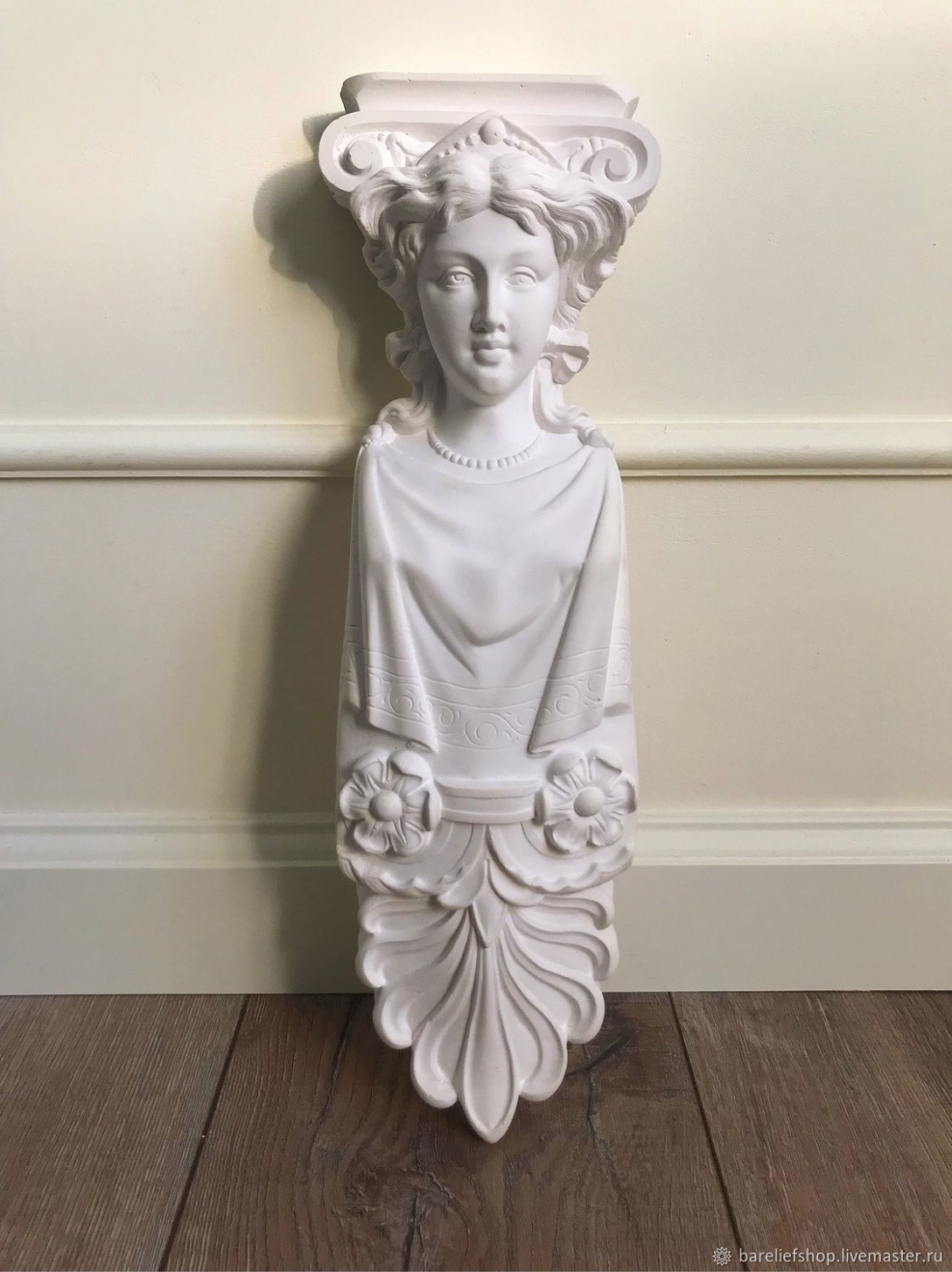Кариатида из гипса