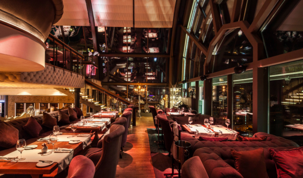 Вайт рэббит ресторан Москва интерьер