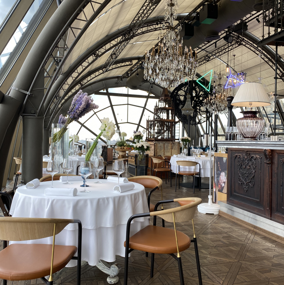 Уайт рэббит ресторан Москва