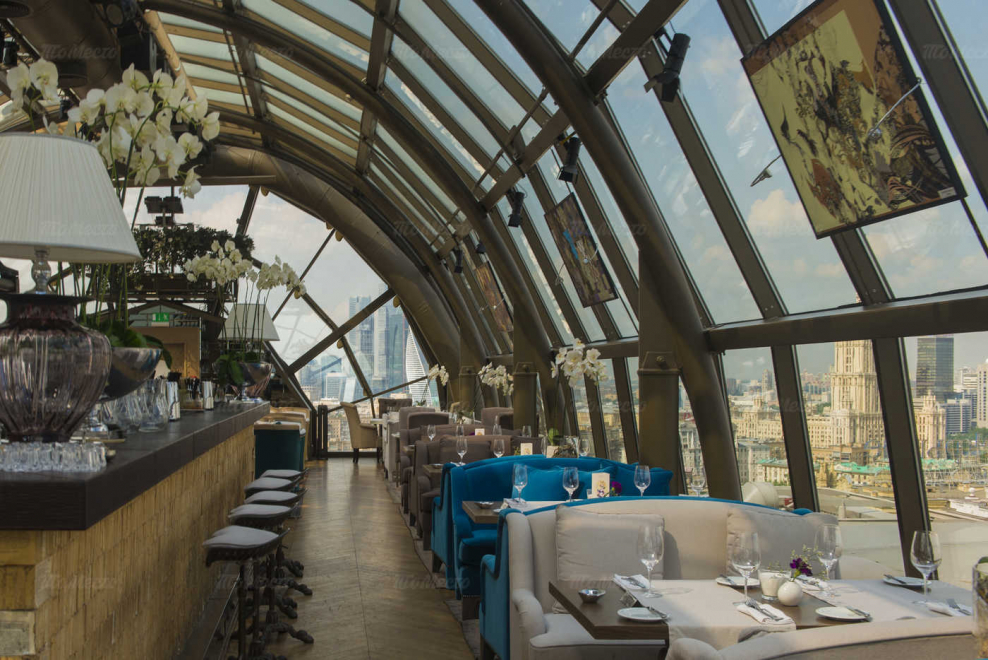 Ресторан White Rabbit на Смоленской площади