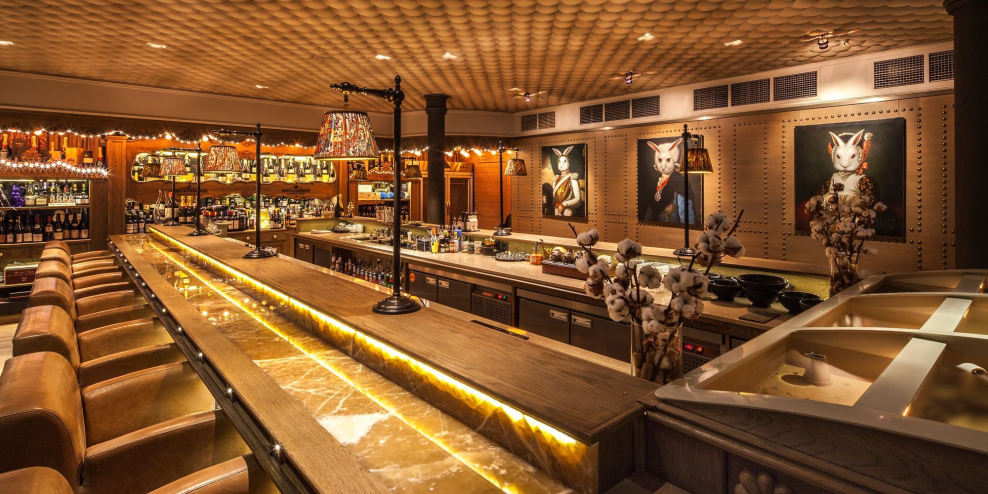 Ресторан на крыше напротив ЦУМА