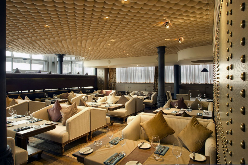 Ресторан белый кролик интерьер