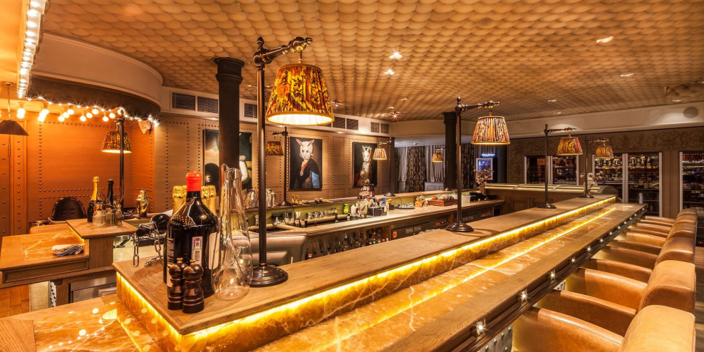 Барная стойка в морском стиле