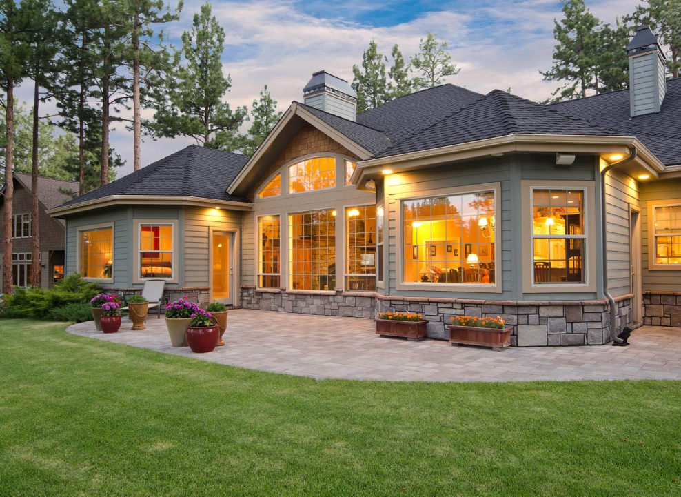 Красивый одноэтажный дом