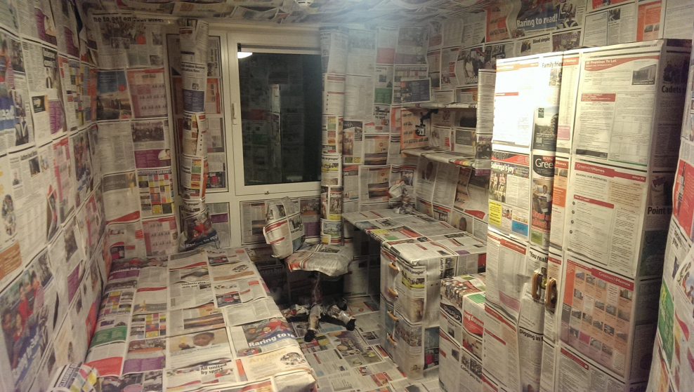 Обои из газет