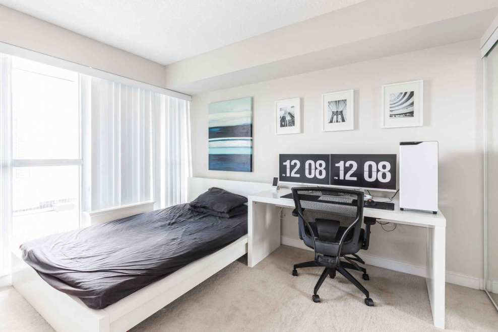 Рабочее место мастера маникюра