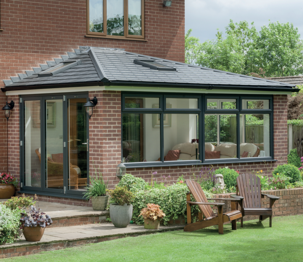 Застекленная зимняя веранда