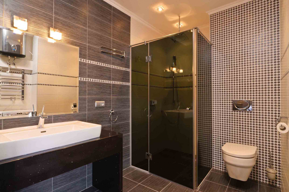Ванная комната в контрастных тонах