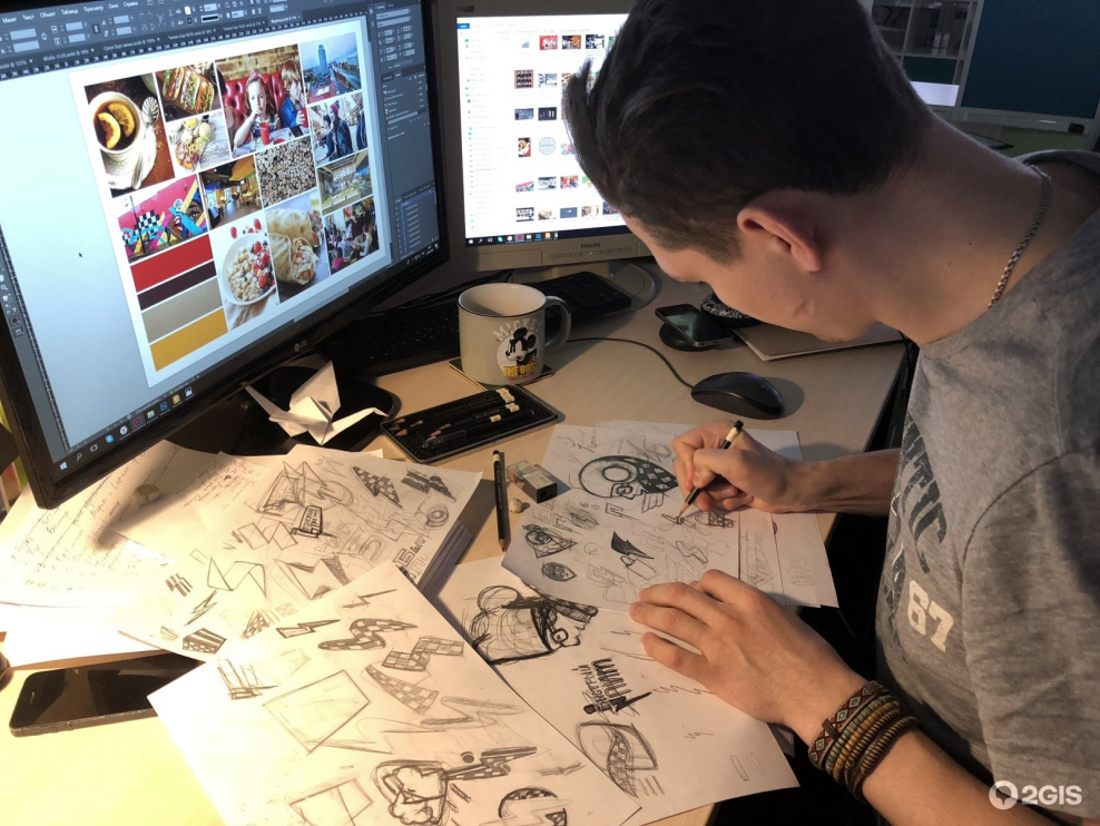 Графический дизайнер компании