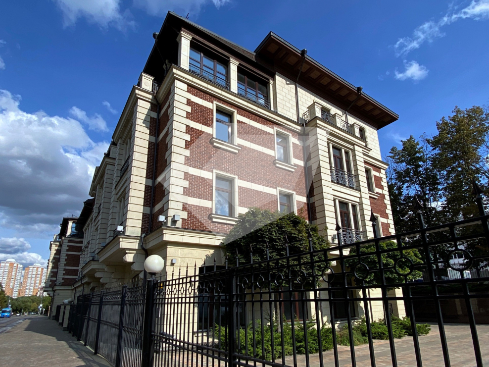 Бережковская набережная