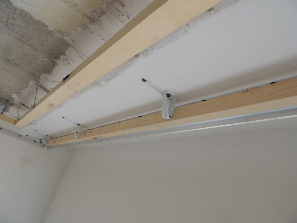 Карнизы для скрытого монтажа штор с подсветкой