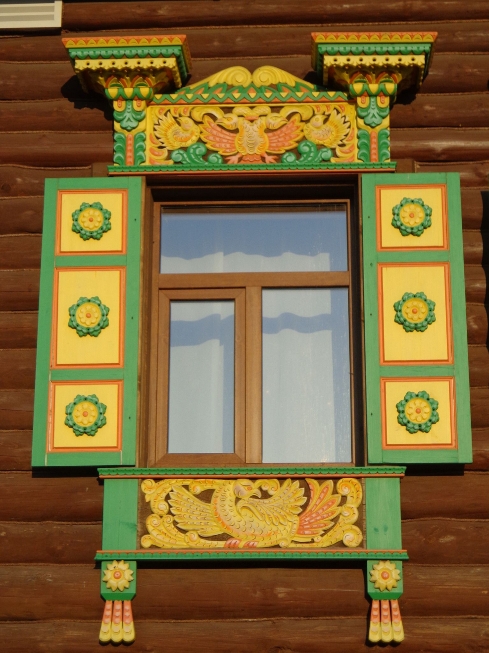 Резные ставни