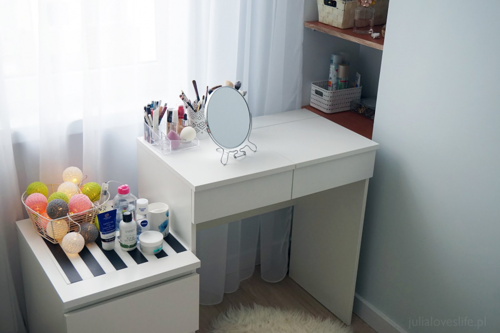 Туалетный столик ikea brimnes.