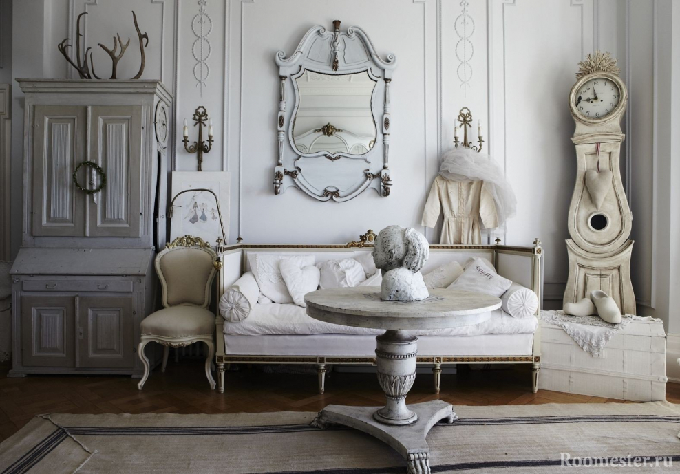 Потертая мебель в стиле шебби Шик